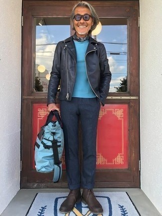 С чем носить голубую сумку мужчине