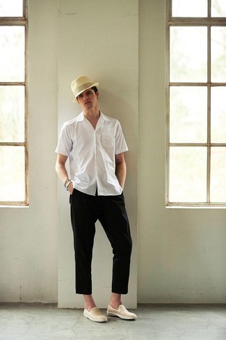 С чем носить голубой браслет из бисера мужчине