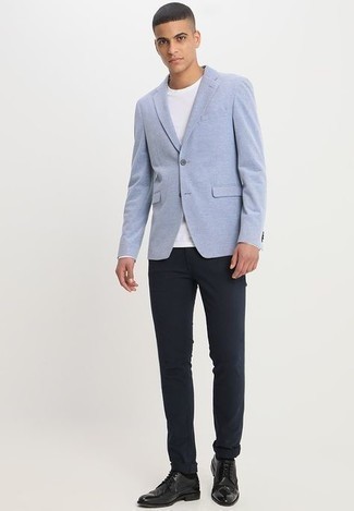 С чем носить голубой пиджак мужчине