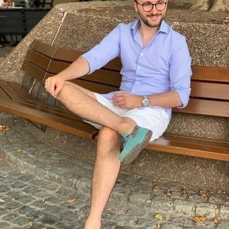 С чем носить голубые топсайдеры