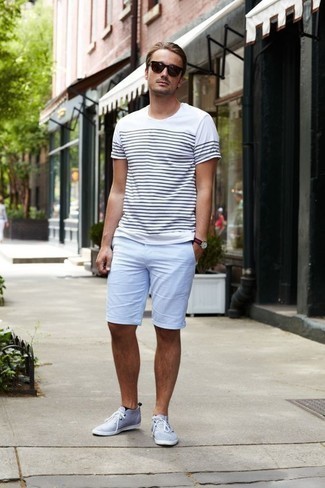 С чем носить голубые ботинки мужчине