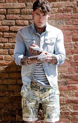 Какие шорты носить с голубой джинсовой курткой мужчине