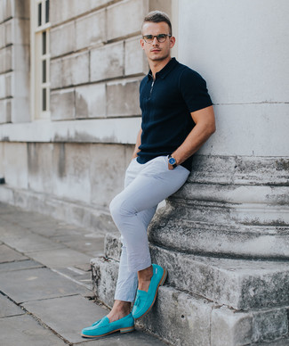 С чем носить голубые туфли мужчине