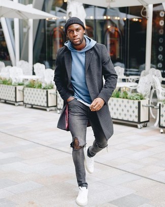 С чем носить голубой худи мужчине