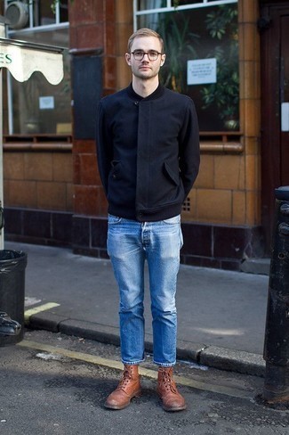 Какие ботинки броги носить с голубыми джинсами