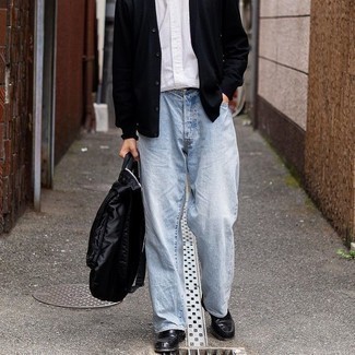 Какие лоферы носить с голубыми джинсами мужчине