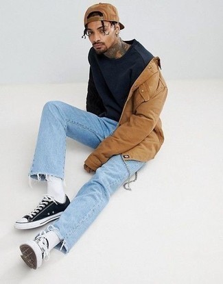 Какие куртки-рубашки носить с голубыми джинсами мужчине