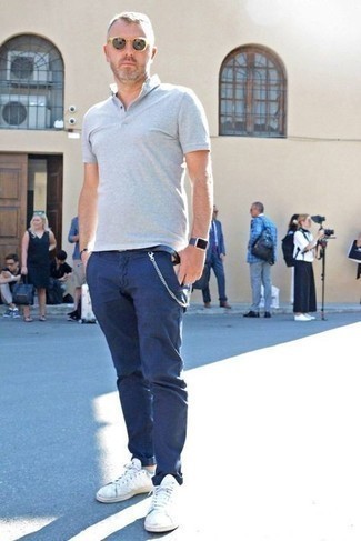 С чем носить голубые носки-невидимки мужчине