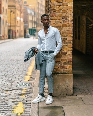 С чем носить голубой костюм в шотландскую клетку