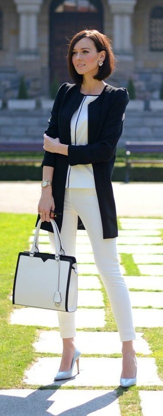 Какие джинсы скинни носить с голубыми туфлями