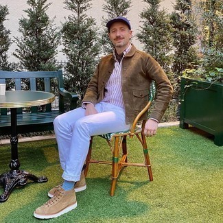 С чем носить голубые носки мужчине