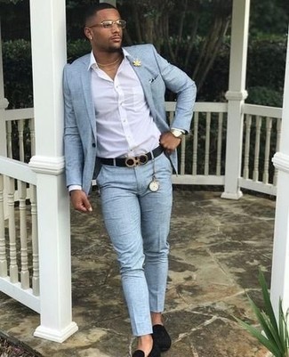 Какие лоферы носить с голубым костюмом