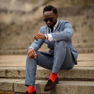 Какие лоферы с кисточками носить с голубым костюмом