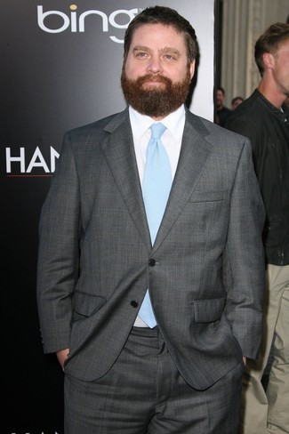 С чем носить голубой галстук мужчине