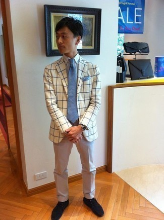 С чем носить голубой галстук мужчине