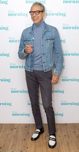 Какие лоферы носить с голубой водолазкой мужчине