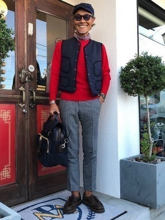 С чем носить светло-фиолетовую бандану мужчине