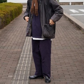 Какие майки носить с светло-фиолетовыми брюками чинос