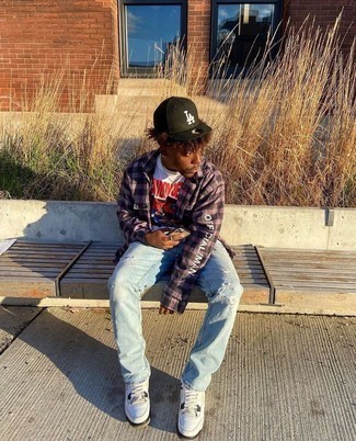 С чем носить светло-фиолетовую рубашку мужчине