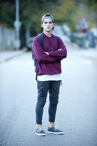 С чем носить светло-фиолетовый свитшот мужчине