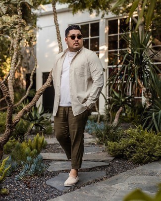 С чем носить льняные брюки чинос