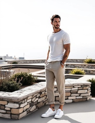 С чем носить льняные брюки мужчине