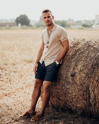 С чем носить льняные шорты мужчине