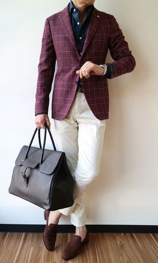 Как носить лоферы с джинсовой рубашкой мужчине