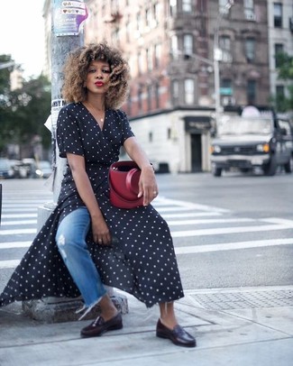 Как носить лоферы с джинсами женщине