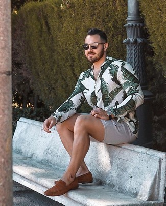 Как носить лоферы с шортами мужчине