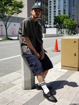 Как носить лоферы с шортами мужчине