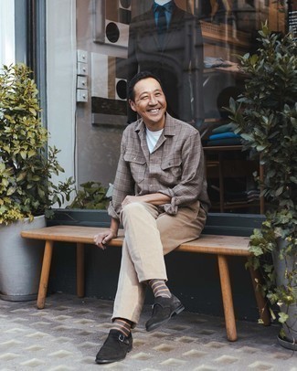 Как носить рубашку с длинным рукавом с монками