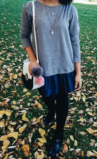 Как носить футболку с длинным рукавом с ботильонами