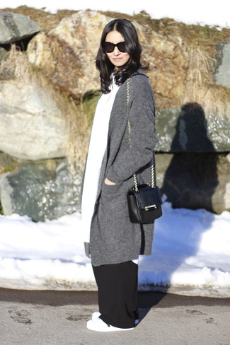 Как носить низкие кеды с открытым кардиганом женщине