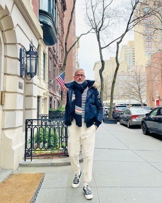 Как носить низкие кеды с курткой-пуховиком мужчине