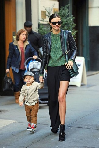 Как носить длинную юбку с свитером с круглым вырезом