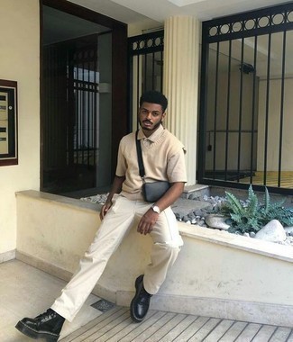 С чем носить сумку почтальона