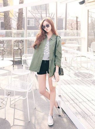 С чем носить куртку в стиле милитари