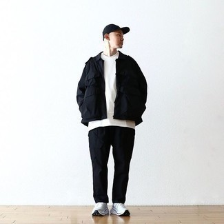 С чем носить куртку в стиле милитари мужчине