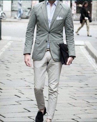 Какие брюки чинос носить с мятным пиджаком