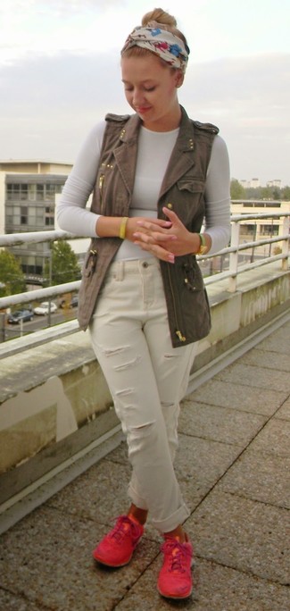 С чем носить мятный браслет