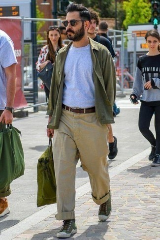 С чем носить мятные высокие кеды из плотной ткани мужчине