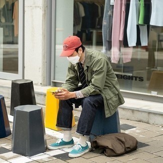 С чем носить мятные низкие кеды из плотной ткани мужчине