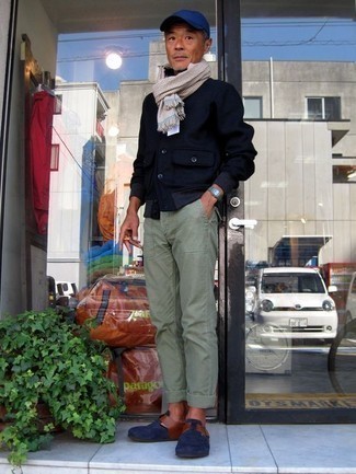 Какие лоферы носить с мятными брюками чинос