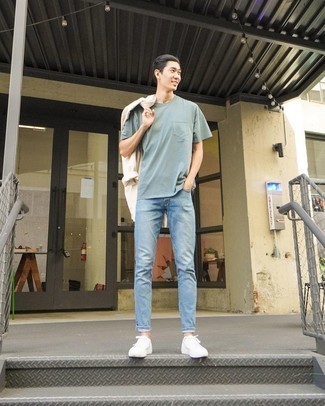 С чем носить мятную футболку с круглым вырезом мужчине