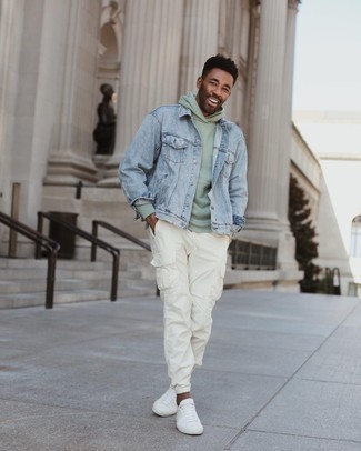 Какие брюки карго носить с мятным худи