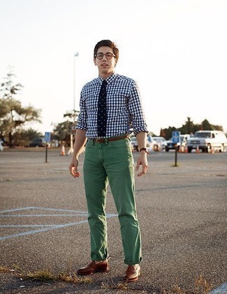 С чем носить мятные джинсы мужчине