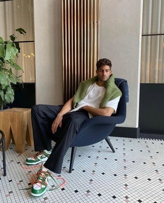 С чем носить мятные кожаные высокие кеды мужчине