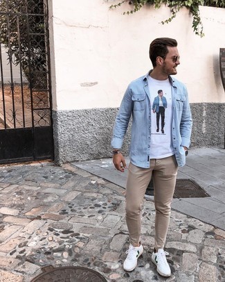 С чем носить мятные кожаные низкие кеды мужчине