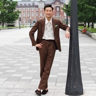 С чем носить мятный нагрудный платок